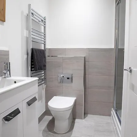Courtyard Retreat- Free Evening Parking Apartment Southampton Exterior photo